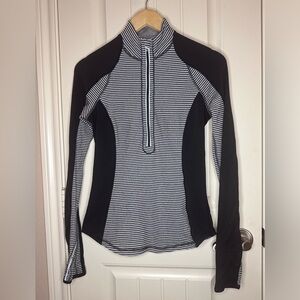Lululemon Run: U-Turn Pullover